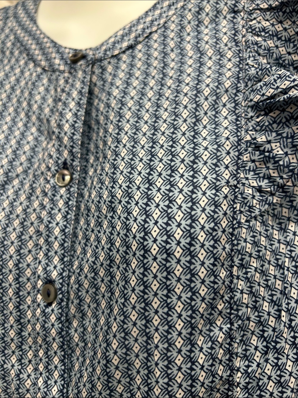 Vineyard Vines Blue Printed Ruffle-Sleeve Button Top - Picture 7 of 12